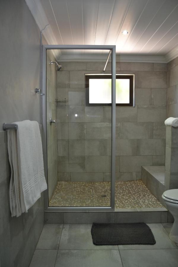 African Sands Guesthouse Load Shedding Free Блумфонтейн Экстерьер фото